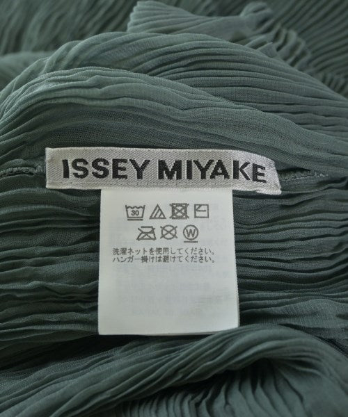 ISSEY MIYAKE เสื้อลำลอง