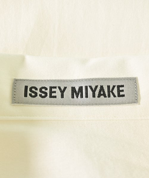 ISSEY MIYAKE เสื้อลำลอง