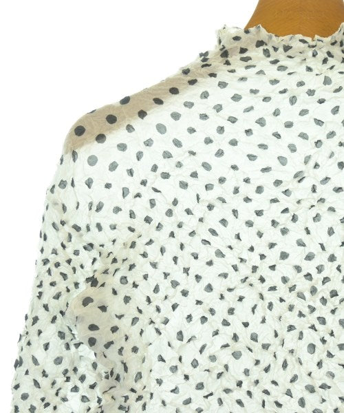 ISSEY MIYAKE เสื้อสตรี
