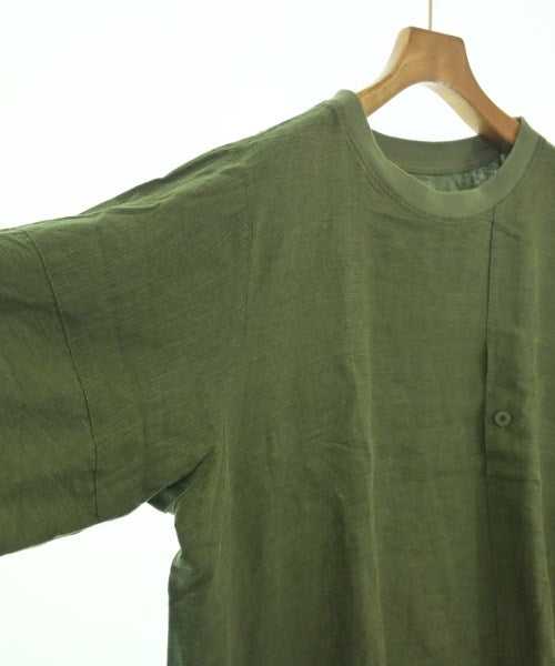 ISSEY MIYAKE เสื้อยืด/เสื้อท็อปส์