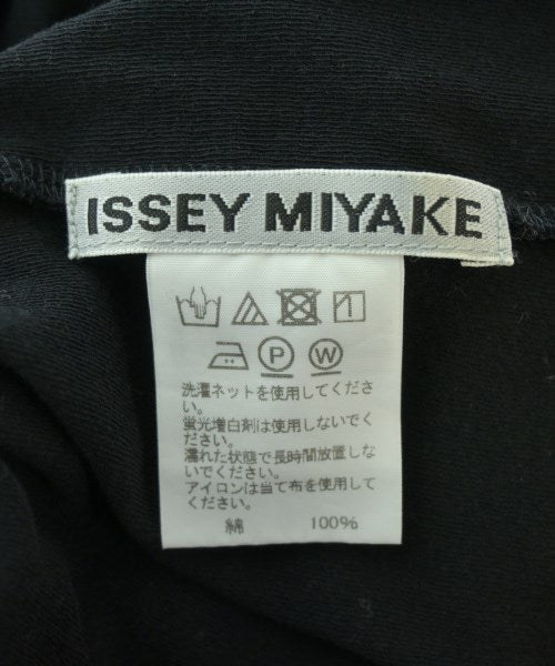 ISSEY MIYAKE เสื้อยืด/เสื้อท็อปส์