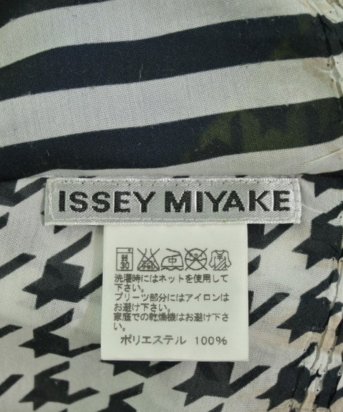 ISSEY MIYAKE เสื้อสตรี
