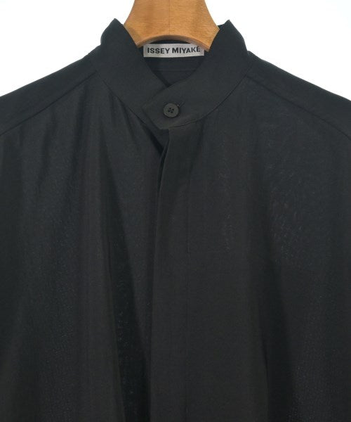 ISSEY MIYAKE เดรสที่เป็นเสื้อเชิ้ตตัวยาว