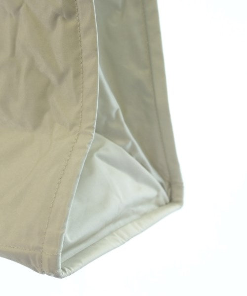ISSEY MIYAKE กระเป๋าถือขนาดใหญ่