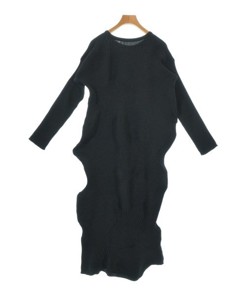 ISSEY MIYAKE ชุดเดรส