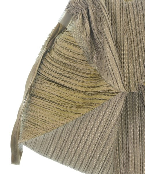 ISSEY MIYAKE กระเป๋าถือ