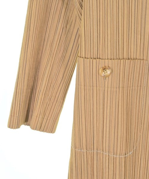 ISSEY MIYAKE เสื้อโค้ท