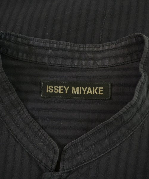 ISSEY MIYAKE เสื้อลำลอง
