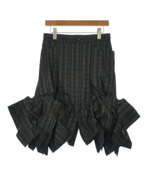 TAO กระโปรงยาวถึงเข่า