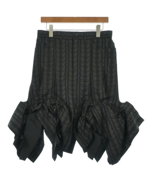 TAO กระโปรงยาวถึงเข่า