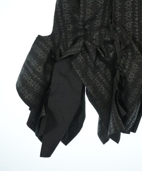 TAO กระโปรงยาวถึงเข่า