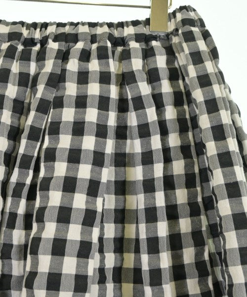 TAO กระโปรงยาวถึงเข่า