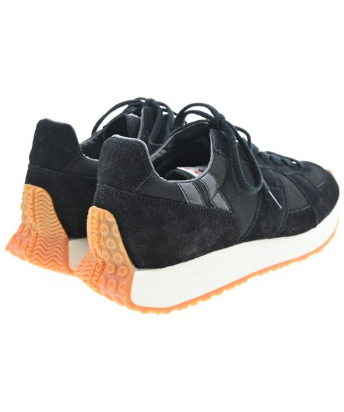 TAO รองเท้าผ้าใบ