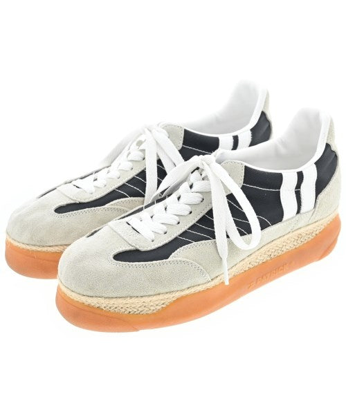 TAO รองเท้าผ้าใบ