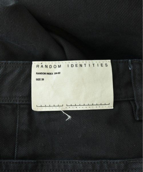 RANDOM IDENTITIES ยีนส์