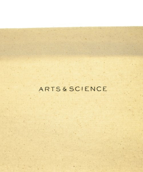 ARTS&SCIENCE กระเป๋าถือขนาดใหญ่