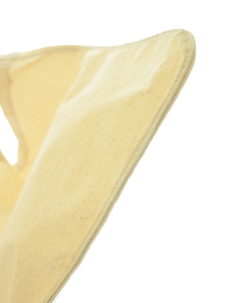 ARTS&SCIENCE กระเป๋าถือขนาดใหญ่