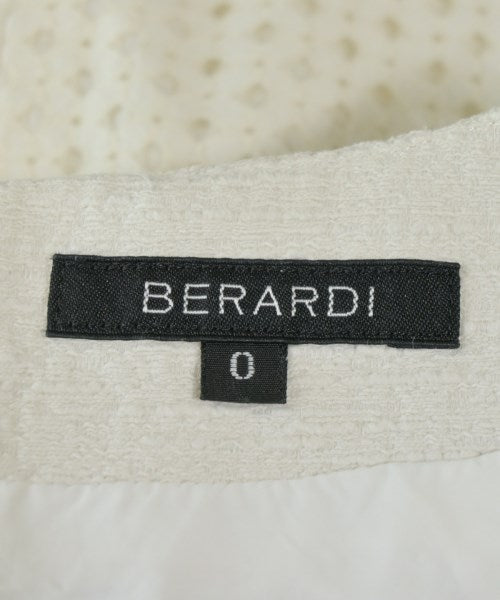 BERARDI กระโปรงยาวถึงเข่า