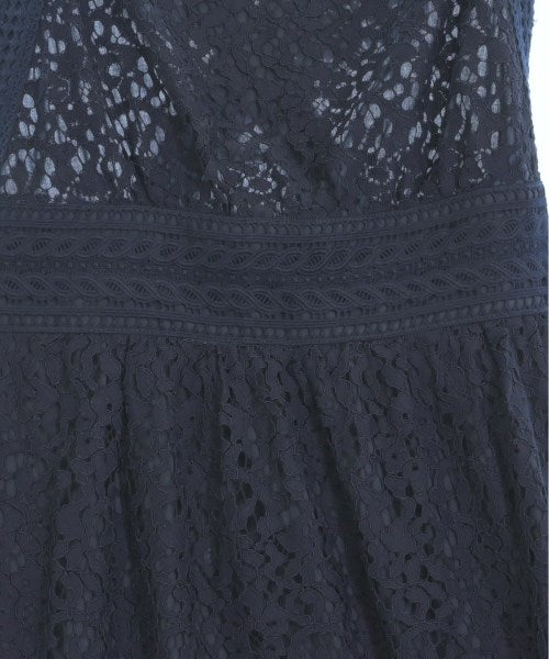 TARA JARMON ชุดเดรส