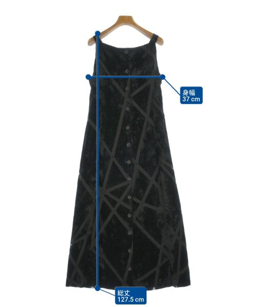 TARA JARMON ชุดเดรส