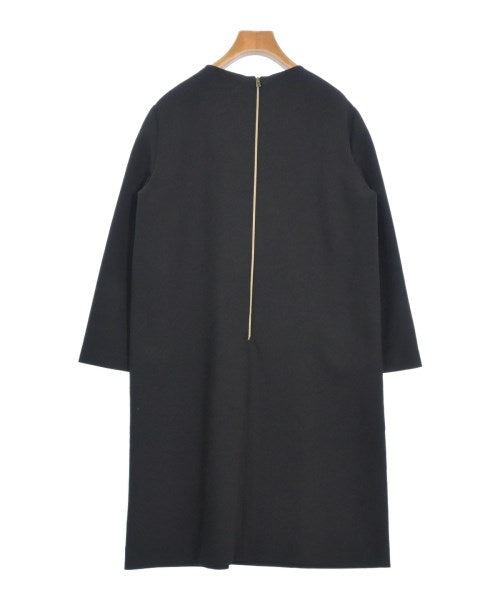 TARA JARMON ชุดเดรส