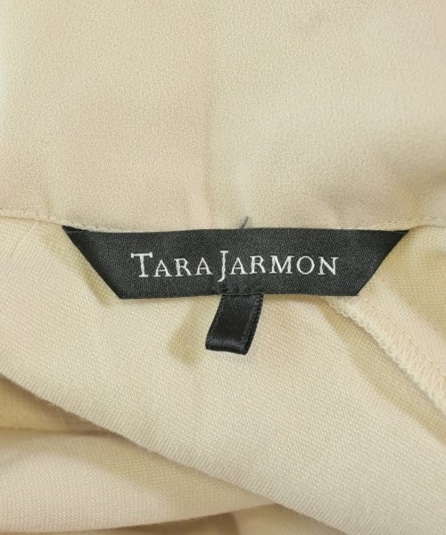 TARA JARMON เสื้อยืด/เสื้อท็อปส์
