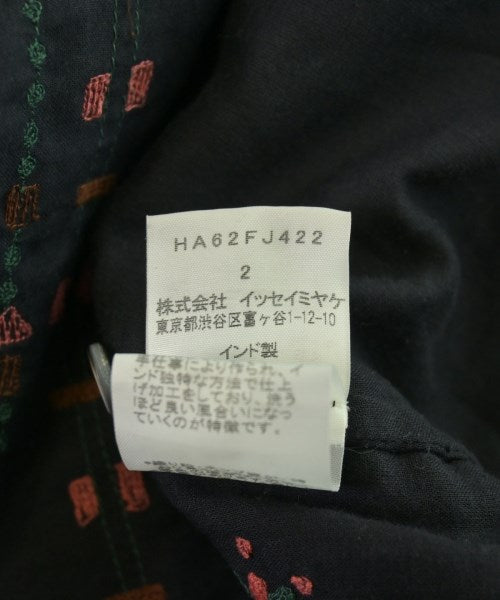 Haat เสื้อลำลอง