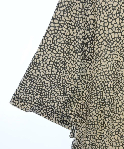 TORY BURCH เสื้อยืด/เสื้อท็อปส์