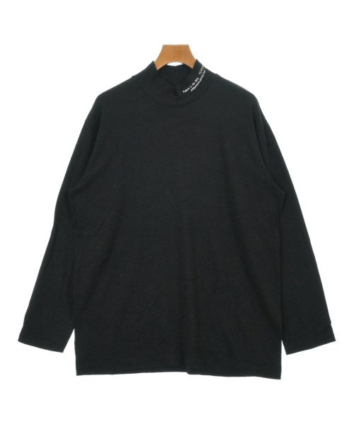 s'yte เสื้อยืด/เสื้อท็อปส์