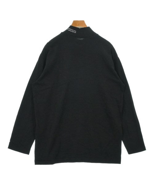 s'yte เสื้อยืด/เสื้อท็อปส์