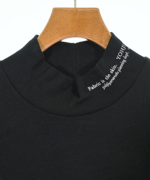 s'yte เสื้อยืด/เสื้อท็อปส์