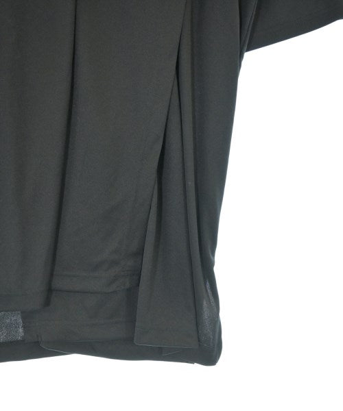 s'yte เสื้อยืด/เสื้อท็อปส์