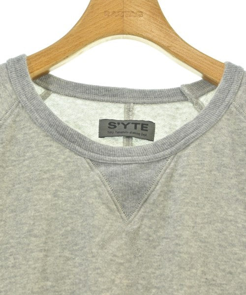 s'yte เสื้อยืด/เสื้อท็อปส์