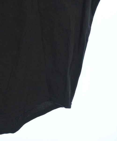 s'yte เสื้อยืด/เสื้อท็อปส์