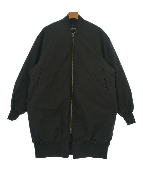 s'yte แจ็คเก็ตดาวน์/เสื้อกั๊ก