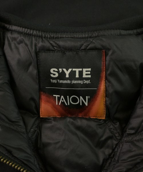 s'yte แจ็คเก็ตดาวน์/เสื้อกั๊ก