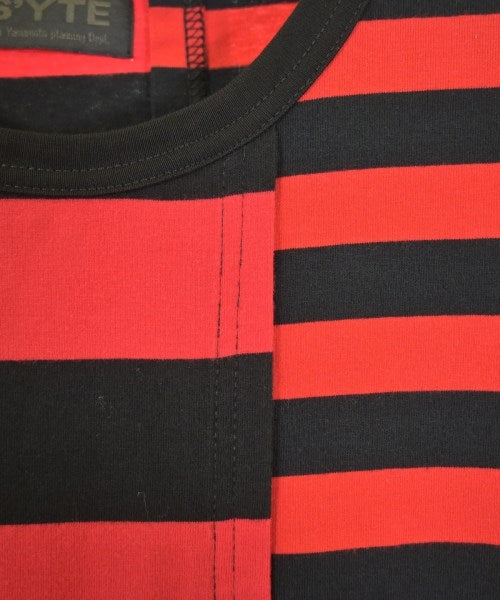 s'yte เสื้อยืด/เสื้อท็อปส์