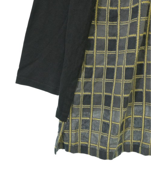 s'yte เสื้อยืด/เสื้อท็อปส์