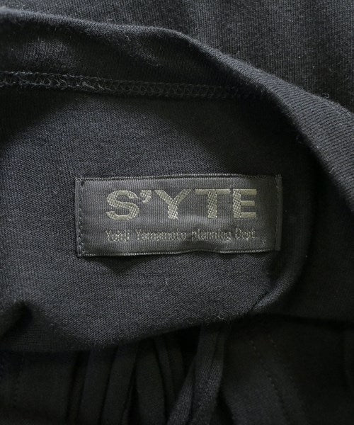 s'yte เสื้อยืด/เสื้อท็อปส์