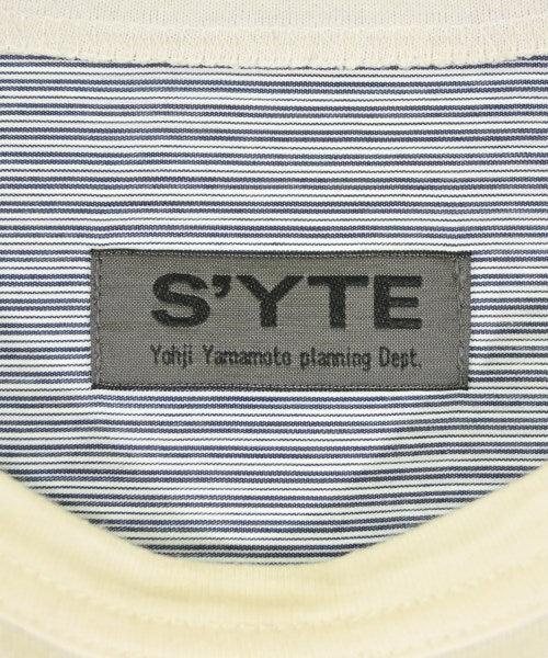 s'yte เสื้อยืด/เสื้อท็อปส์