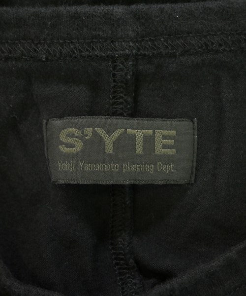 s'yte เสื้อยืด/เสื้อท็อปส์