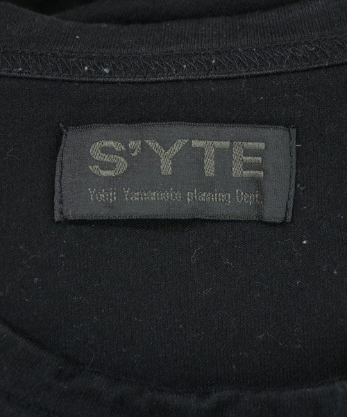 s'yte เสื้อยืด/เสื้อท็อปส์