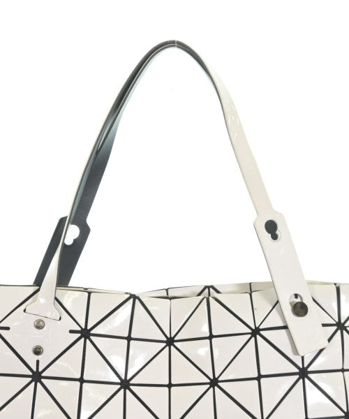 BAO BAO ISSEY MIYAKE กระเป๋าถือขนาดใหญ่