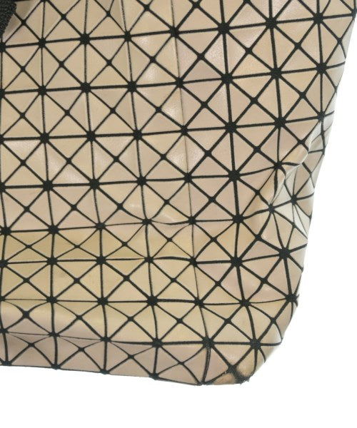 BAO BAO ISSEY MIYAKE เป้สะพายหลัง