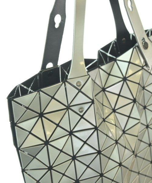 BAO BAO ISSEY MIYAKE กระเป๋าถือขนาดใหญ่