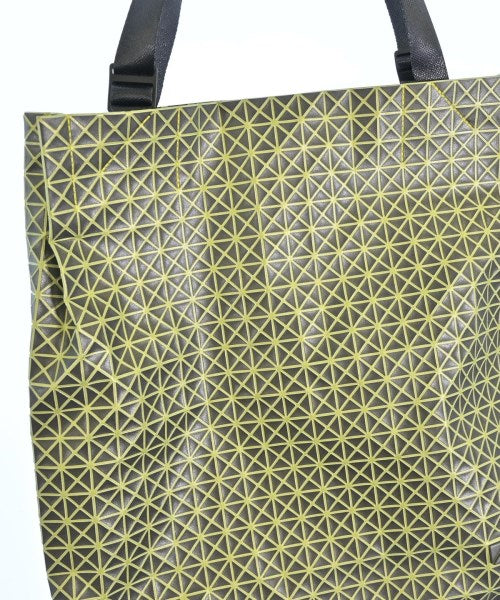 BAO BAO ISSEY MIYAKE กระเป๋าถือขนาดใหญ่