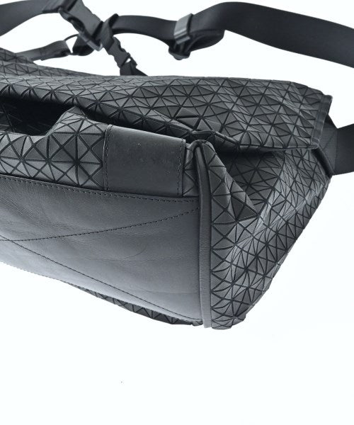 BAO BAO ISSEY MIYAKE กระเป๋าสะพายข้าง