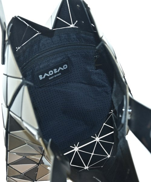 BAO BAO ISSEY MIYAKE กระเป๋าถือขนาดใหญ่