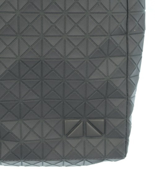 BAO BAO ISSEY MIYAKE กระเป๋าสะพาย