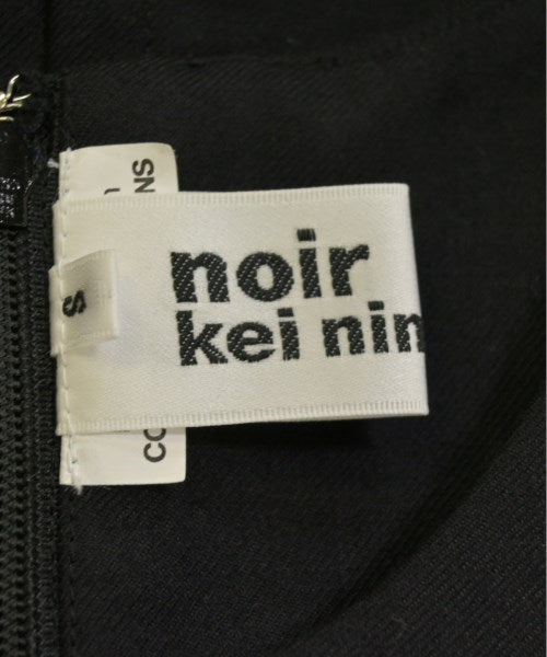 noir kei ninomiya ชุดเอี๊ยม/เสื้อคลุมหลวมๆ/จั๊มสูท